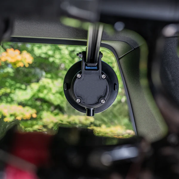 Car-mounted fishing rod holder