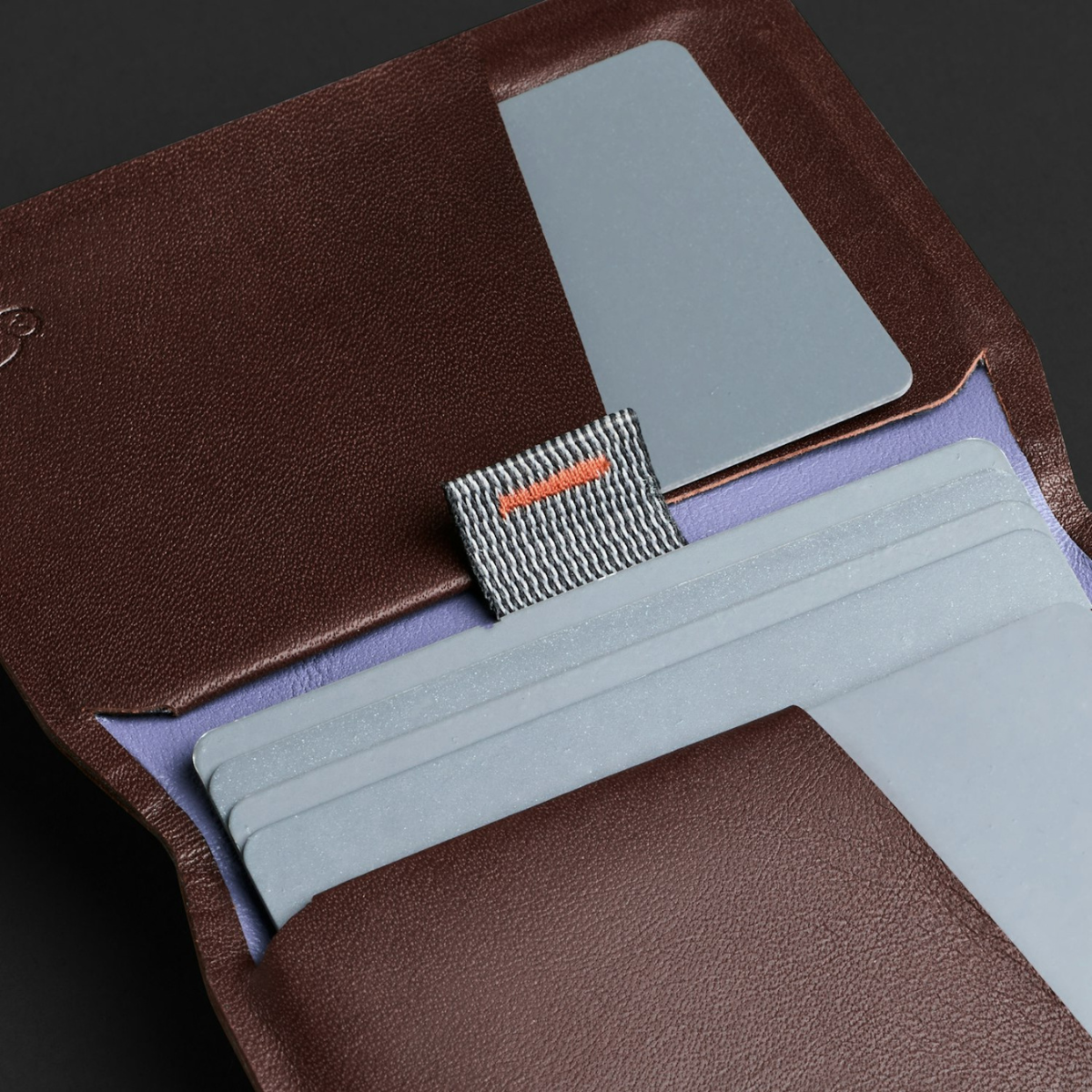 Apex Slim Sleeve
